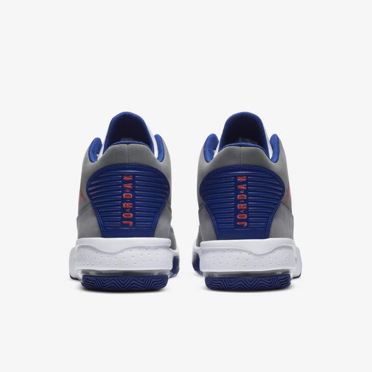 Nike Men's Jordan Max Aura 2 Basketball Shoe