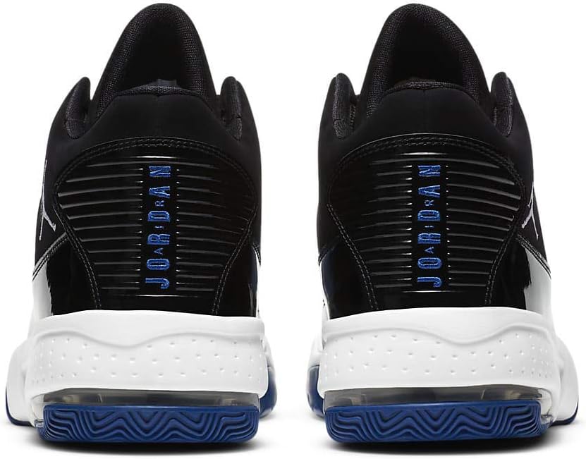 Nike Men's Jordan Max Aura 2 Basketball Shoe