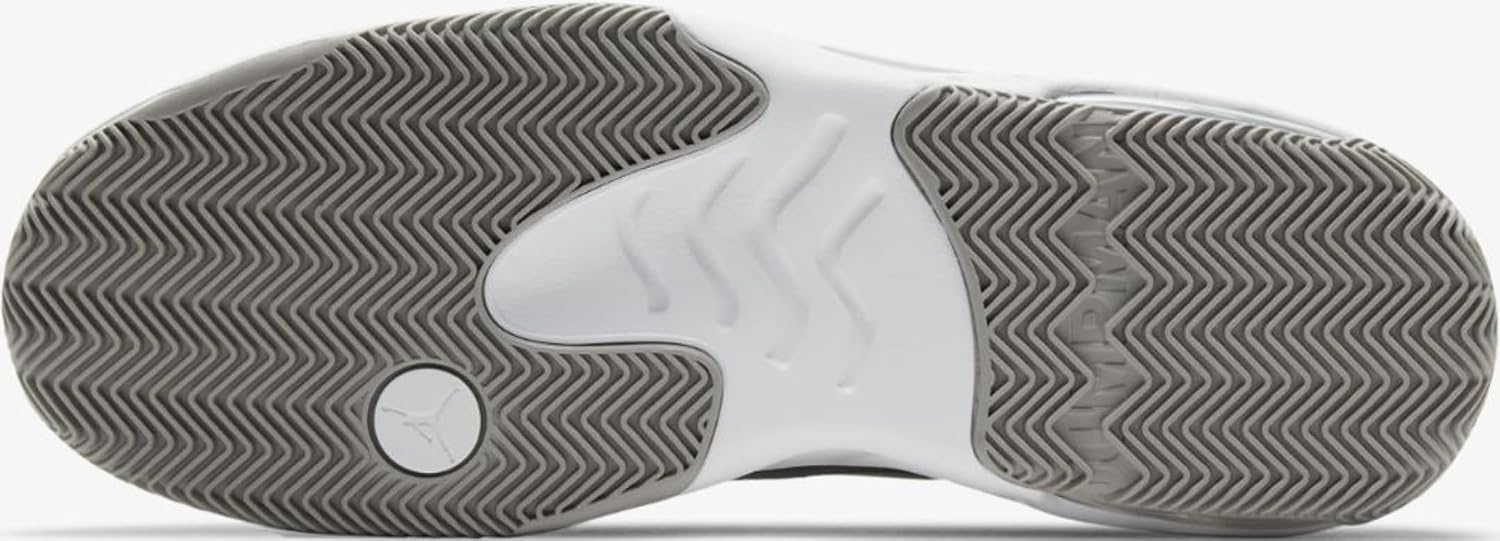Nike Men's Jordan Max Aura 2 Basketball Shoe